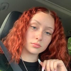 Meet your Posher, Alexandra